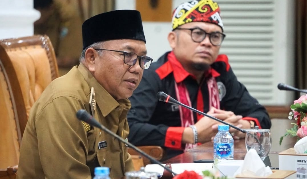 Wabup Juli: Pemerintah Siap Dukung Pembangunan Rumah Adat Dayak