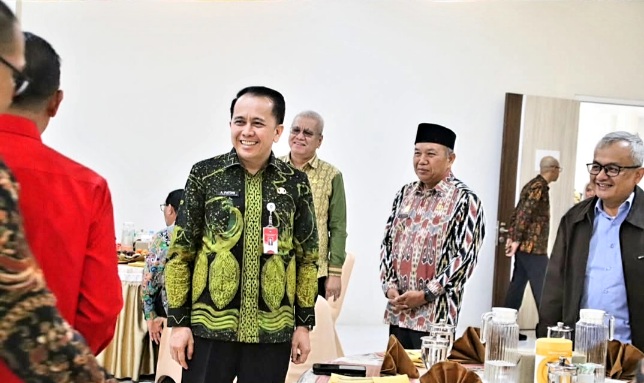 Wabup Juli Soroti Kemandirian Fiskal Kalbar di Forum JPT Pratama se-Kalbar