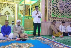 Wabup Juli: Jadikan Salat Kebutuhan Hidup di Peringatan Isra Mi’raj 1447 H