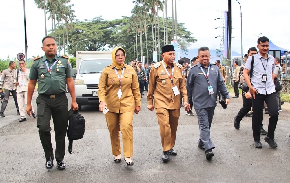 Bupati Erlina dan Wabup Juli Hadiri Rakornas Bersama Presiden