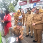 Sidak SPBU Sungai Pinyuh, Bupati Erlina Pastikan Stok BBM Aman dan Takaran Tak Curang Jelang Ramadan–Idul Fitri