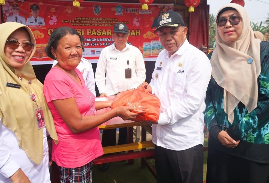 Wabup Juli Sidak Pasar Murah, Pastikan Warga Bisa Rayakan Imlek Tanpa Beban Harga