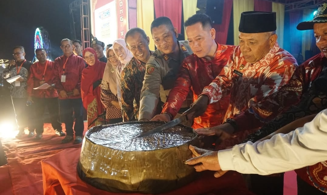 Wabup Juli Buka Imlek 2577 di Sungai Pinyuh: Keberagaman Fondasi Kekuatan Mempawah