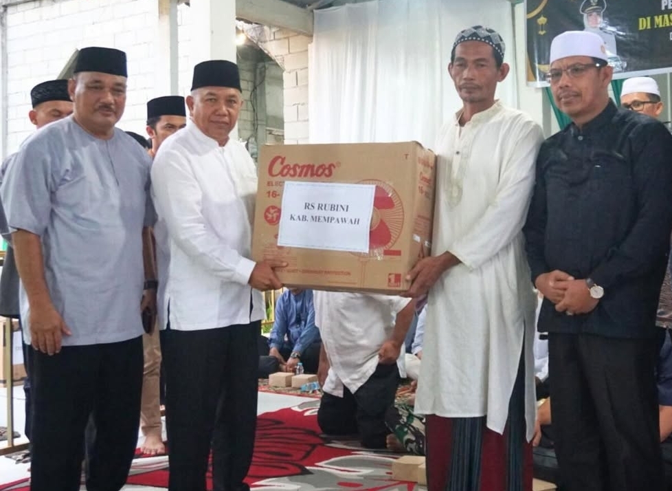 Ratusan Jamaah Padati Safari Ramadan Perdana di Sadaniang