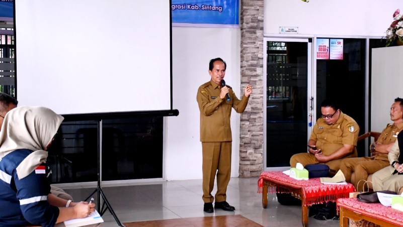 Sosialisasi Permendagri 23/2024, Bupati Sintang Tekankan Integritas dan Profesionalisme Perumda