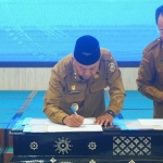 Wabup Mempawah Teken Kerja Sama Penguatan Layanan Hukum di Kalbar