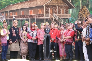 Erlina Hadiri Pembukaan Gawai Dayak Kalbar, Budaya jadi Perekat Persaudaraan