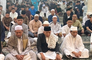Wabup Juli Ajak Warga Mempawah Perkuat Semangat Berbagi di Hari Raya Iduladha