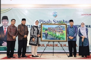 Erlina Lepas Ismail, Abdul Malik Resmi Nahkodai Birokrasi Mempawah