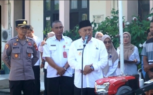 Wabup Juli Serahkan Alsintan, Genjot Produksi Jagung untuk Perkuat Ketahanan Pangan